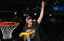 Comparée à Stephen Curry, Caitlin Clark signe un triple-double pour l’histoire !