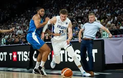Avec 43 points inscrits en 23 minutes, Lauri Markkanen écrabouille la Grande-Bretagne