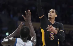 Les Wolves surpris par les coups de Clarkson