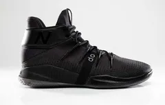 New Balance : Kawhi Leonard a le coloris personnalisé le plus sobre de l’histoire