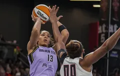 Gabby Williams, Janelle Salaün et les Valkyries hantent le Dream !