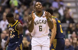 Les Bucks enfoncent sans problème les Pacers