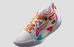 Li-Ning sort deux coloris pour la JB 1