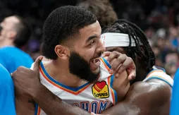 Oklahoma City prolonge Kenrich Williams