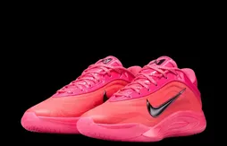 La Nike A’One vire encore au rose