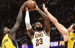 LeBron James et J.R. Smith relancent les Cavaliers face aux Pacers