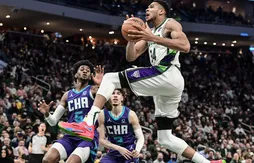 Giannis Antetokounmpo délivre les Bucks face à de vaillants Hornets
