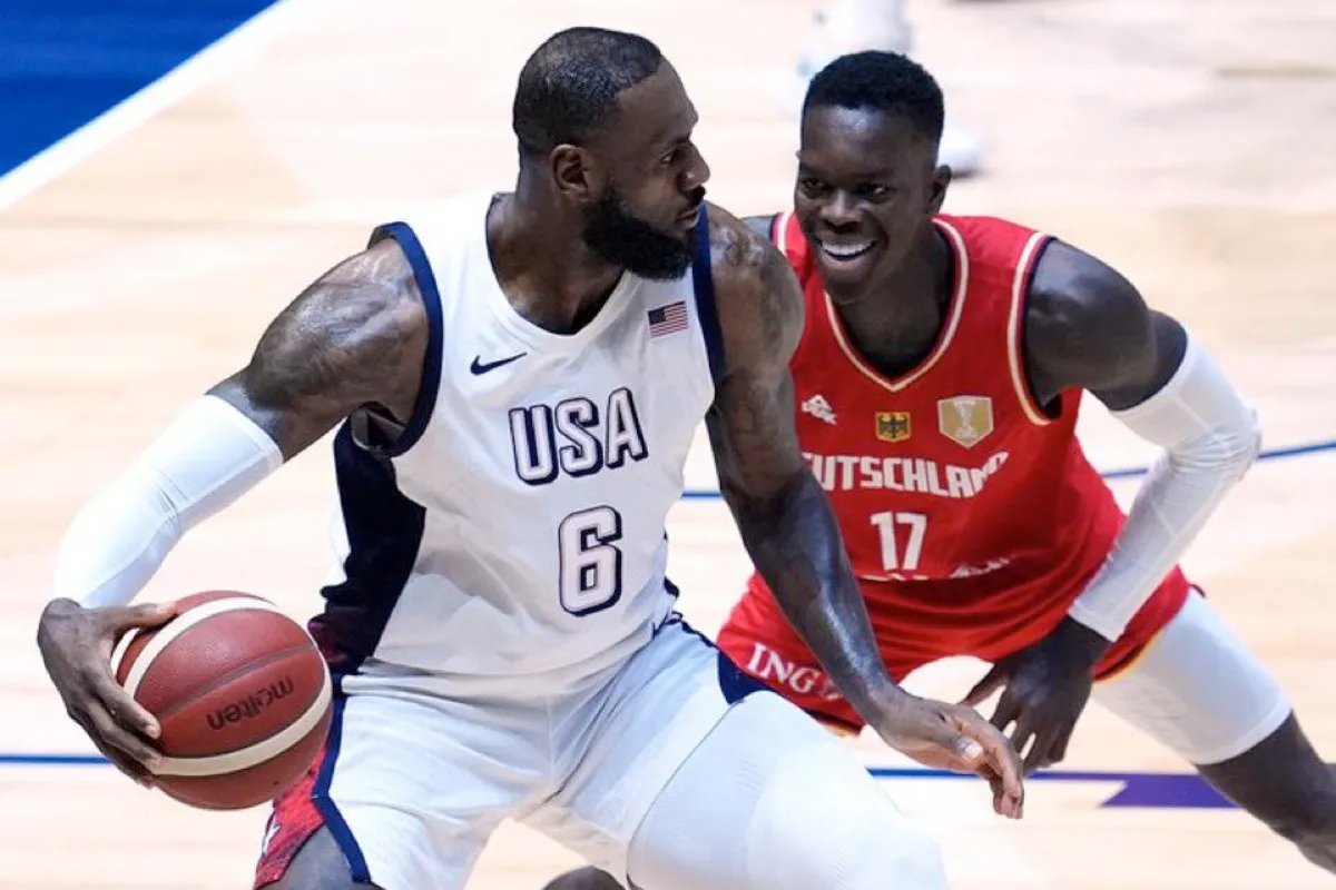 LeBron James et Dennis Schröder