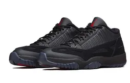 Les arbitres ont aussi droit à leur Air Jordan 11