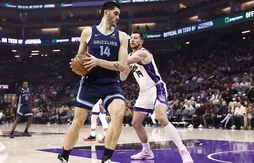 Monstrueux, Zach Edey redonne le sourire aux Grizzlies