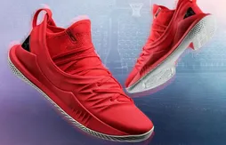 Under Armour fête le titre de Stephen Curry en rouge