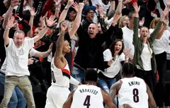 Damian Lillard élimine le Thunder d’un tir de légende !