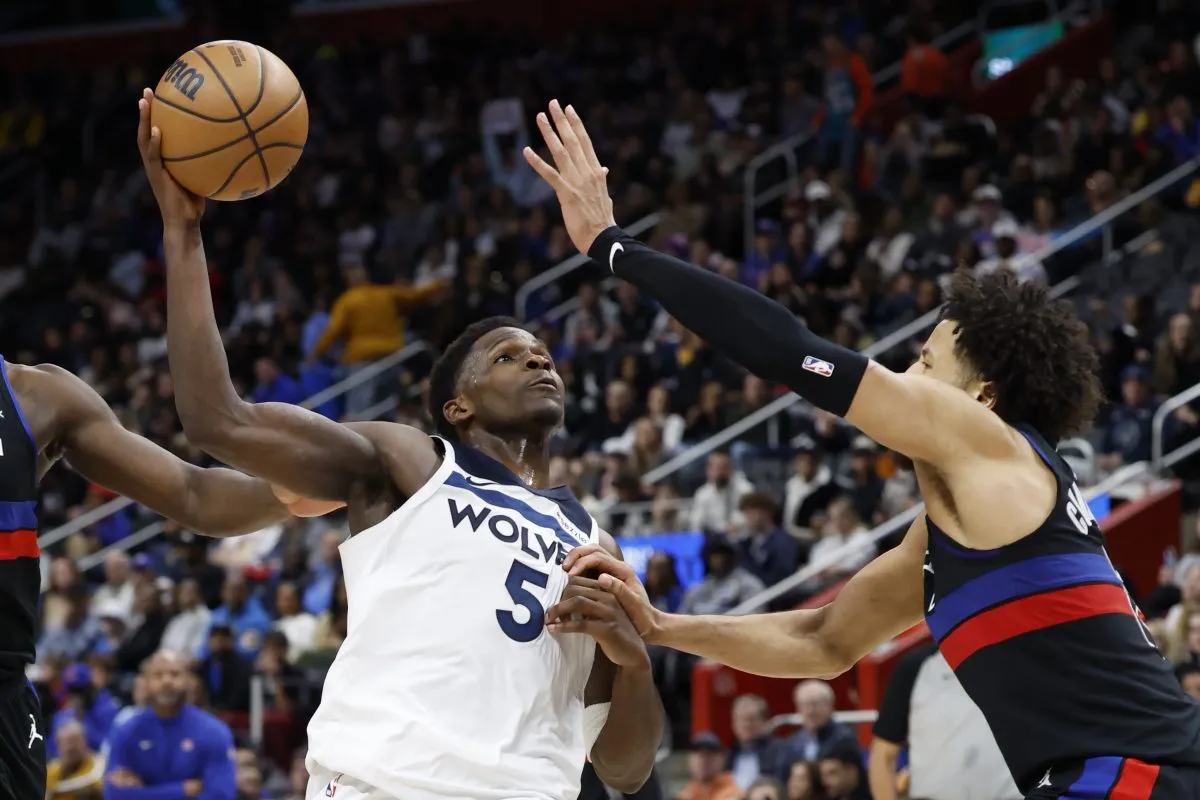 Anthony Edwards et Cade Cunningham inéligibles pour les trophées de fin de saison