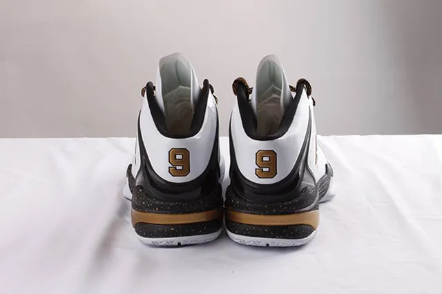 Team Lightning Finals Tony Parker