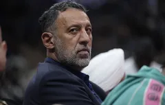 Barbu parfois barbouze, Vlade Divac était le roi du canular