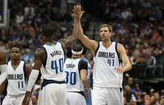 Dallas : Dirk Nowitzki officialise son retour pour une 20e saison