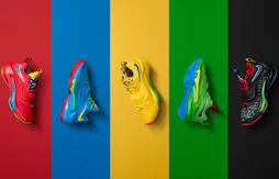 Cinq coloris de la “Zoom Freak 3” pour les 50 ans du jeu de cartes UNO