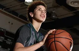High school : LaMelo Ball (15 ans) plante 92 points !
