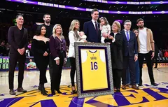 L’ombre de Kobe Bryant a plané sur le retrait du maillot de Pau Gasol