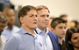 Mark Cuban regrette d’avoir laissé les Mavericks à Miriam Adelson et Patrick Dumont