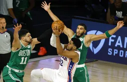 Les Celtics donnent une leçon de basket aux Sixers