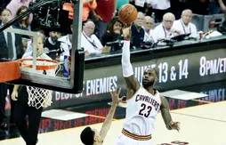 Dans la même soirée, LeBron James dépasse Magic Johnson et Michael Jordan
