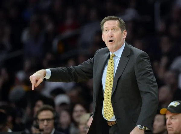 Phoenix : toujours pas prolongé, Jeff Hornacek n'est pas inquiet