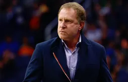 Face aux nombreuses accusations de racisme et de sexisme, Robert Sarver nie tout en bloc