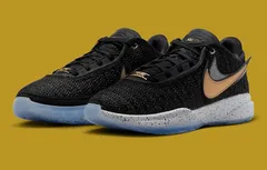 Une touche dorée sur la LeBron 20