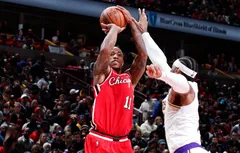 Le tir à mi-distance de DeMar DeRozan façonné par les détails
