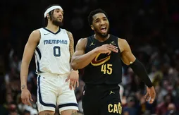 Donovan Mitchell n’a pas le temps de reposer son genou