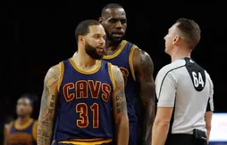 Deron Williams hésite encore entre une retraite dorée et un retour en NBA