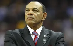 Les Brooklyn Nets choisissent Lionel Hollins comme nouveau coach