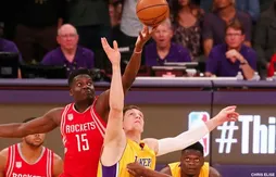 Interview Clint Capela : “Le coach est cool, ouvert et toujours de bonne humeur”
