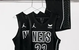 Un maillot anniversaire pour les Nets