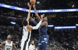 Les Spurs calent encore dans le 3e quart-temps contre Memphis