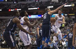 JJ Barea et Dirk Nowitzki se régalent face au fantôme des Clippers