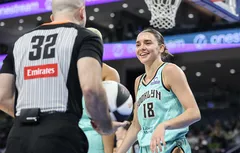 Pauline Astier élue dans la All-Rookie Team WNBA !