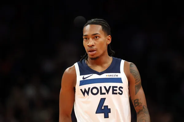 Les Timberwolves déjà prêts à se séparer de Rob Dillingham ?