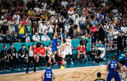 Les Japonais digèrent mal la faute sifflée sur Matthew Strazel