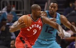 Le duo Ibaka-DeRozan enfonce les Hornets