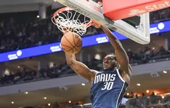 Les Mavericks s’alignent sur l’offre des Knicks pour Moussa Cissé