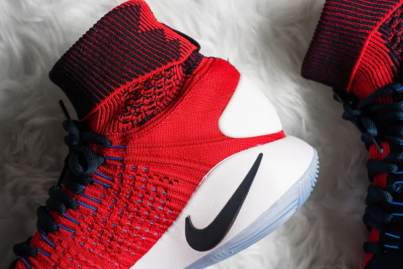 Nike-Hyperdunk-2016-Flyknit-11