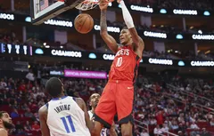 Aucun problème pour Houston face à Dallas