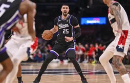 Une année de plus pour Alex Len à Sacramento
