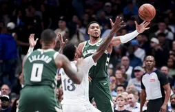 Après Denver, Giannis Antetokounmpo fait mal à Dallas