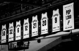 Qui sont les coachs les plus victorieux avec une seule franchise ?