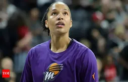 Alyssa Thomas bat son record de triple-double sur une saison
