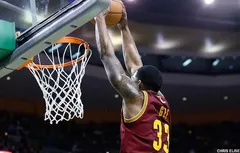 Alonzo Gee rebondit aux Nuggets