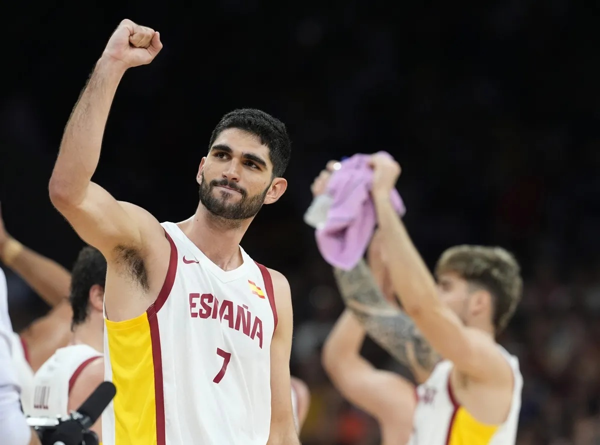 Santi Aldama avec l'Espagne lors des JO 2024